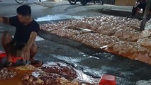 Thực phẩm tươi, sống tràn ra QL1A: Trách nhiệm của cơ quan có thẩm quyền ở đâu?