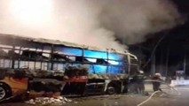 Lực lượng chức năng chữa cháy tại hiện trường.