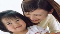 Bộ Y tế đã đưa ra Dự thảo Luật Dân số lần 3 đề xuất hỗ trợ tiền cho những gia đình sinh con một bề là con gái (ảnh: Internet)