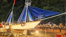 Chiếc thuyền lớn được đặt ngay giữa trung tâm tạo không gian check in độc đáo cho du khách