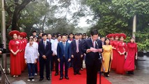 Ngành GD&ĐT Phú Thọ tỉnh dâng hương báo công các Vua Hùng