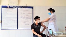 Supe Lâm Thao tổ chức tiêm vaccine phòng COVID-19 đợt 1 cho người lao động.