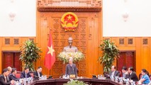 Thủ tướng Nguyễn Xuân Phúc gặp mặt, biểu dương các kỹ sư trẻ chế tạo vệ tinh MicroDragon