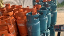 Các thiết bị chuyên dùng để nạp khí LPG từ bồn chứa vào các chai LPG.