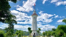 Cột cờ Lũng Pô