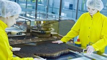 Bài học minh bạch dữ liệu nhìn từ những vụ tai tiếng của Roche