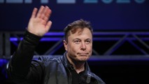 Ông chủ Elon Musk.