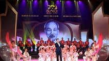 Chương trình biểu diễn nghệ thuật Sao Độc lập chào mừng 75 năm Cách mạng Tháng Tám và Quốc khánh 2-9.