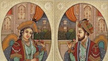 Ảnh vua Shah Jahan và Hoàng hậu Mumtaz Mahal trong đền.