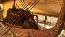 Thuyền Khufu – một chiếc thuyền có kích thước nguyên vẹn từ Ai Cập cổ đại.