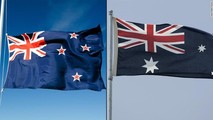 Quốc kỳ New Zealand (trái) và quốc kỳ của Australia.