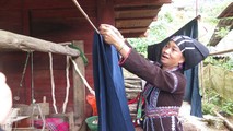 Nghề dệt thổ cẩm của đồng bào dân tộc Lự ở Lai Châu.