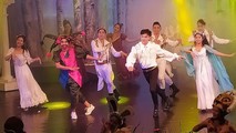 Một cảnh trong vở diễn “Bầy chim thiên nga”.
