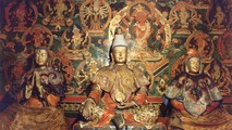 Tùng Tán Cán Bố (giữa), Bhrikuti Devi (trái) và Văn Thành công chúa (phải).