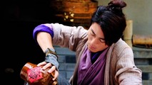 Lệnh Hồ Xung tửu lượng vô đối.