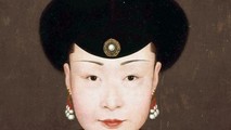 Ô Lạt Na Lạp thị - Hoàng hậu thứ 2 của Thanh Cao Tông Càn Long đế.