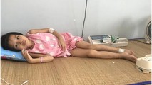 Giọt nước mắt thầm rơi sau những nụ cười của bé gái mắc bệnh hiểm nghèo