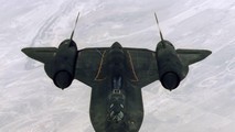 Máy bay do thám SR-71 có biệt danh là "Chim đen".