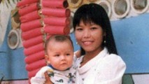 Bức ảnh chụp cô Bé và con trai được người bạn gửi đến tay tỷ phú Larry Hillblom.