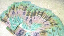 Hiện chưa thu hồi hết số tiền giả (mệnh giá 500.000 đồng) do nhóm của Thông in ra. Ảnh minh họa