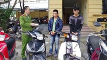 Bắt khẩn cấp 2 đối tượng mới ra tù lại tiếp tục đi trộm cắp xe máy
