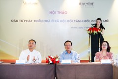 Các chuyên gia tham dự Hội thảo "Đầu tư phát triển nhà ở xã hội: Bối cảnh mới, cơ hội mới".
