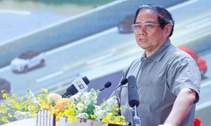 Thủ tướng dự lễ khởi công tuyến cao tốc huyết mạch qua Thái Bình, Nam Định