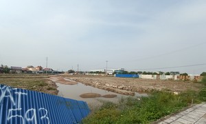 Sau khi bị "tuýt còi", Hà Nội đã bãi bỏ văn bản tạm dừng tách thửa, đồng thời đề nghị các địa phương tiếp nhận, giải quyết thủ tục tách thửa theo quy định. Ảnh: Bùi Thanh