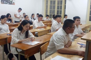 Đề thi môn Ngữ văn năm nay có nhiều điểm mới, đòi hỏi kiến thức sâu rộng của thí sinh. (Ảnh: LĐTĐ)