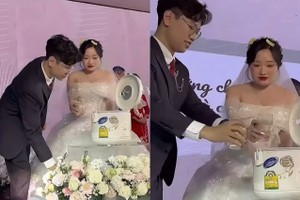 Nghi thức hợp hôn độc đáo của giới trẻ thời nay