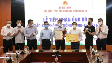 Thấy gì từ nguồn lực tư nhân góp sức chống dịch