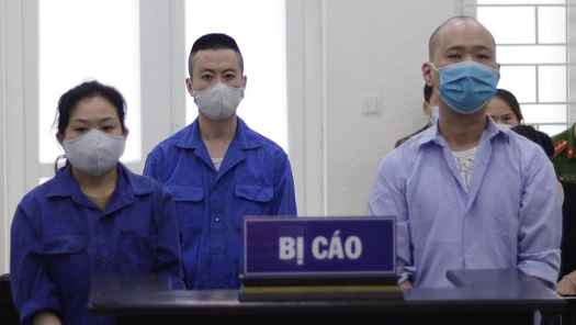 Các bị cáo tại tòa.