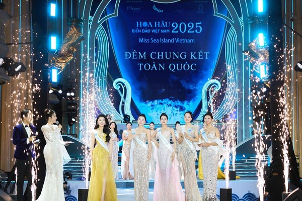 Người đẹp Thanh Hóa đăng quang cuộc thi Hoa hậu Biển đảo Việt Nam 2025