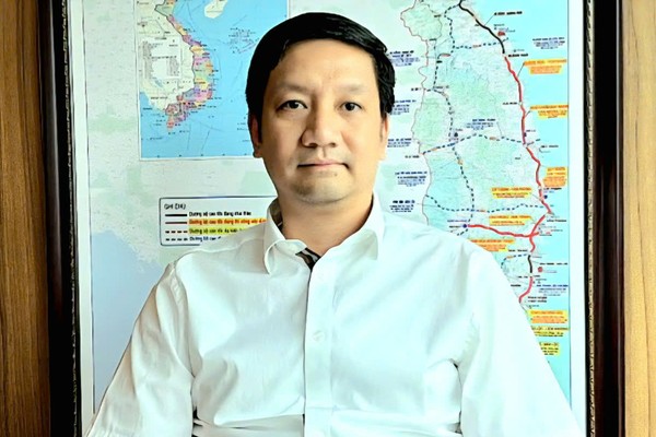 Cục trưởng Bùi Quang Thái: "Khẩn trương hoàn thành các trạm dừng nghỉ để sớm thu phí các dự án cao tốc do nhà nước đầu tư".