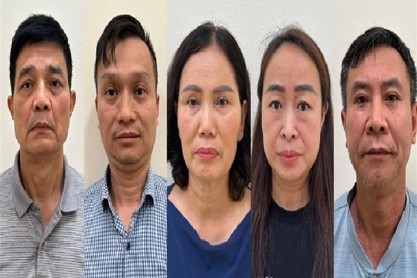 Các đối tượng Nguyễn Thanh Phong; Đinh Quang Minh; Nguyễn Thị Minh Hải; Lê Thị Hiên; Cao Văn Trung (theo thứ tự từ trái qua). Ảnh: Bộ Công an