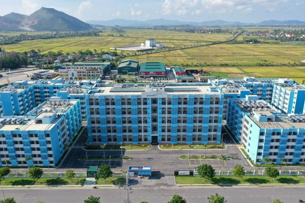 Ký túc xá Nhà máy Luxshare-ICT Nghệ An ở Khu công nghiệp VSIP Nghệ An.