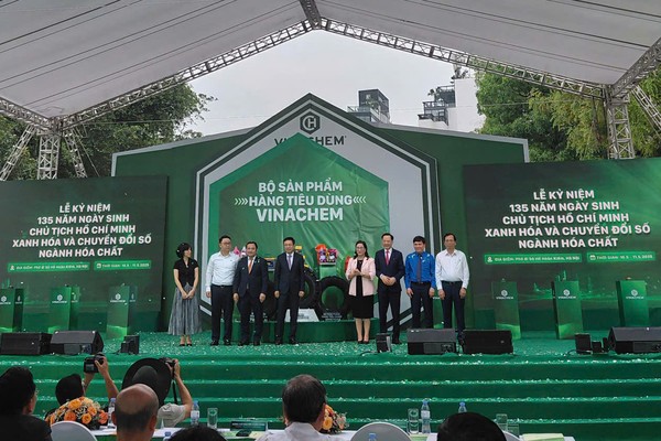 Vinachem tổ chức chuỗi sự kiện về xanh hóa và chuyển đổi số ngành hóa chất