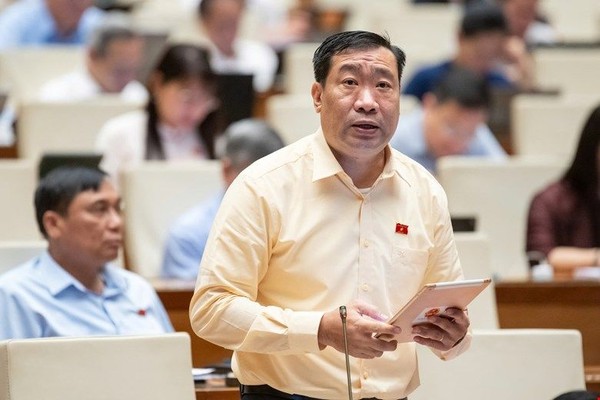 Đại biểu Thạch Phước Bình phát biểu tại phiên họp. Ảnh: Quochoi.vn