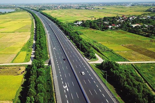 Phó Thủ tướng chỉ đạo 'gỡ khó' tại 2 Dự án đường cao tốc