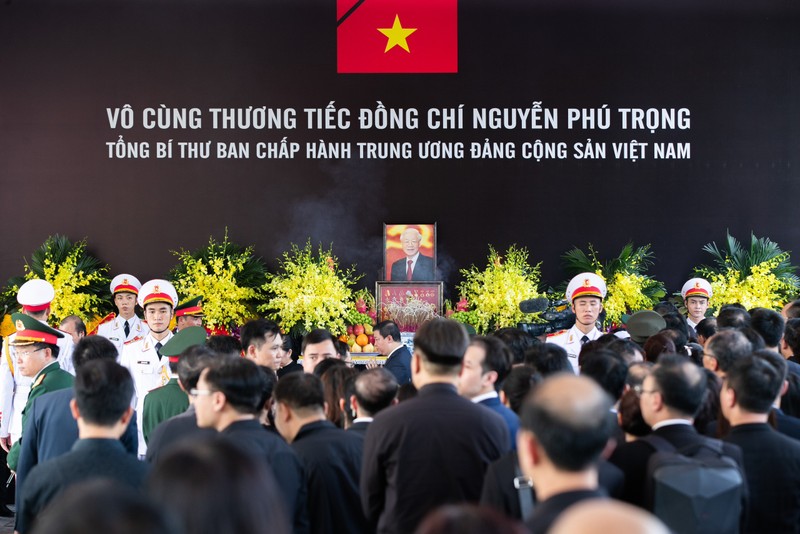 Thành kính tiễn đưa Tổng Bí thư Nguyễn Phú Trọng về nơi an nghỉ
