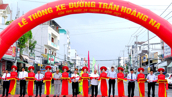 Thông xe đường thuộc dự án tăng cường khả năng thích ứng của đô thị của Cần Thơ