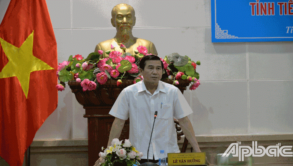 Ông Lê Văn Hưởng - Chủ tịch UBND tỉnh Tiền Giang phát biểu. Ảnh: báo Ấp Bắc