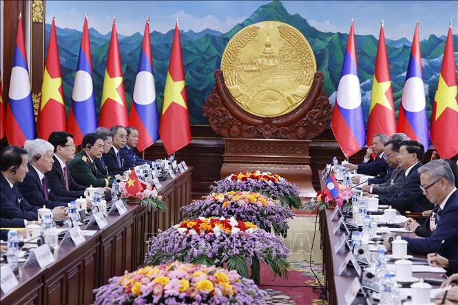 Chủ tịch nước Lương Cường hội đàm với Tổng Bí thư, Chủ tịch nước Lào Thongloun Sisoulith