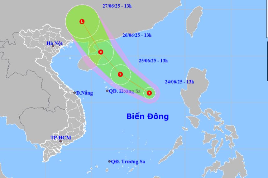 Dự báo vị trí, hướng di chuyển của áp thấp nhiệt đới. Ảnh: Trung tâm dự báo KTTV Quốc gia.