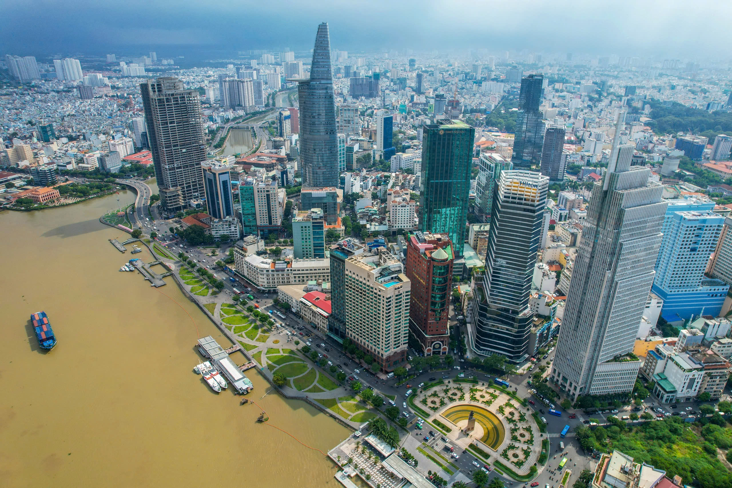 TP Hồ Chí Minh: Tập trung khắc phục hạn chế, yếu kém để tăng trưởng kinh tế 2 con số