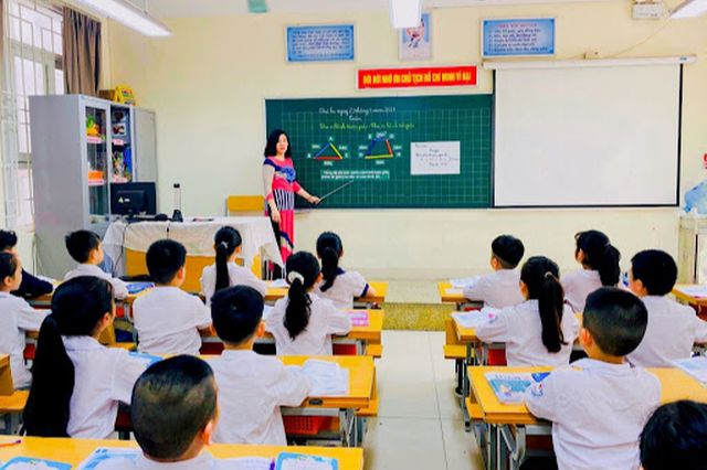 Huy động mọi nguồn lực để tổ chức dạy học 2 buổi/ngày