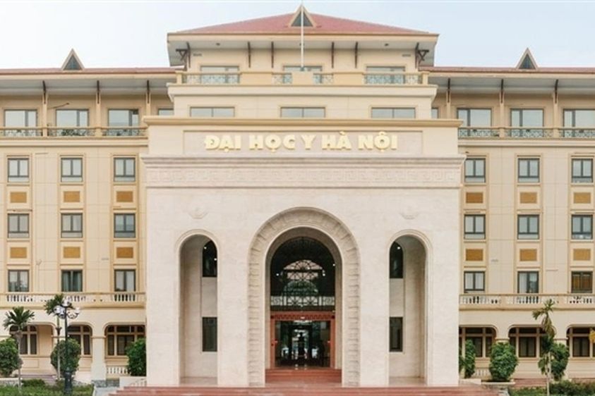 Trường Đại học Y Hà Nội tăng chỉ tiêu, dành 40% cho tuyển thẳng