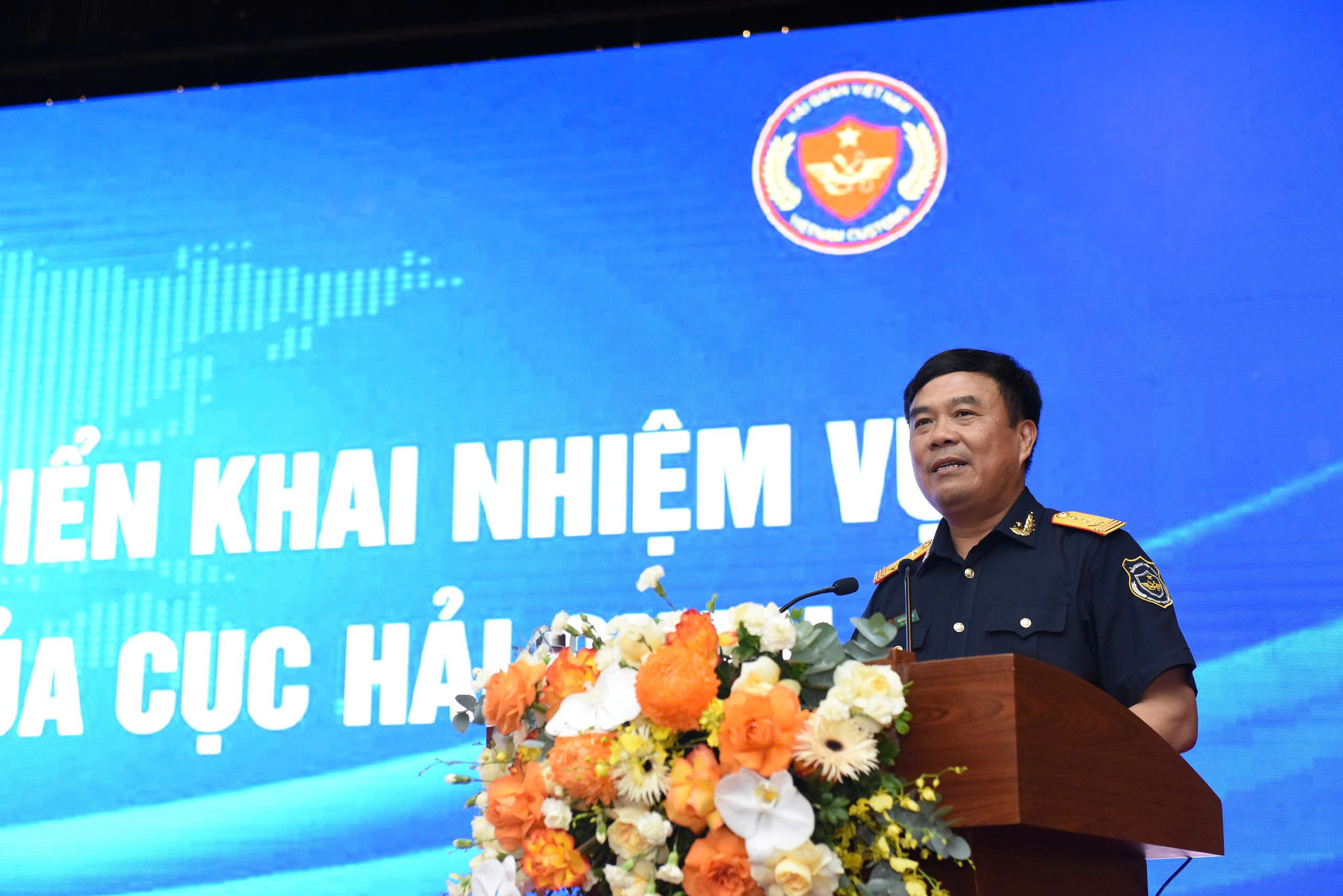 Ngành Hải quan phấn đấu thu ngân sách đạt chỉ tiêu được giao