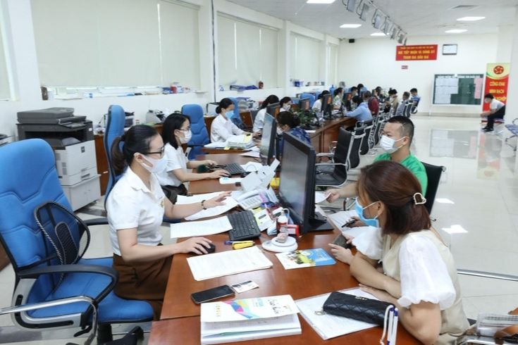 Thủ tướng: Thực hiện trực tuyến 100% thủ tục hành chính liên quan doanh nghiệp trong năm 2025