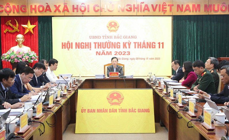 Toàn cảnh hội nghị thường kỳ tháng 11/ 2023.